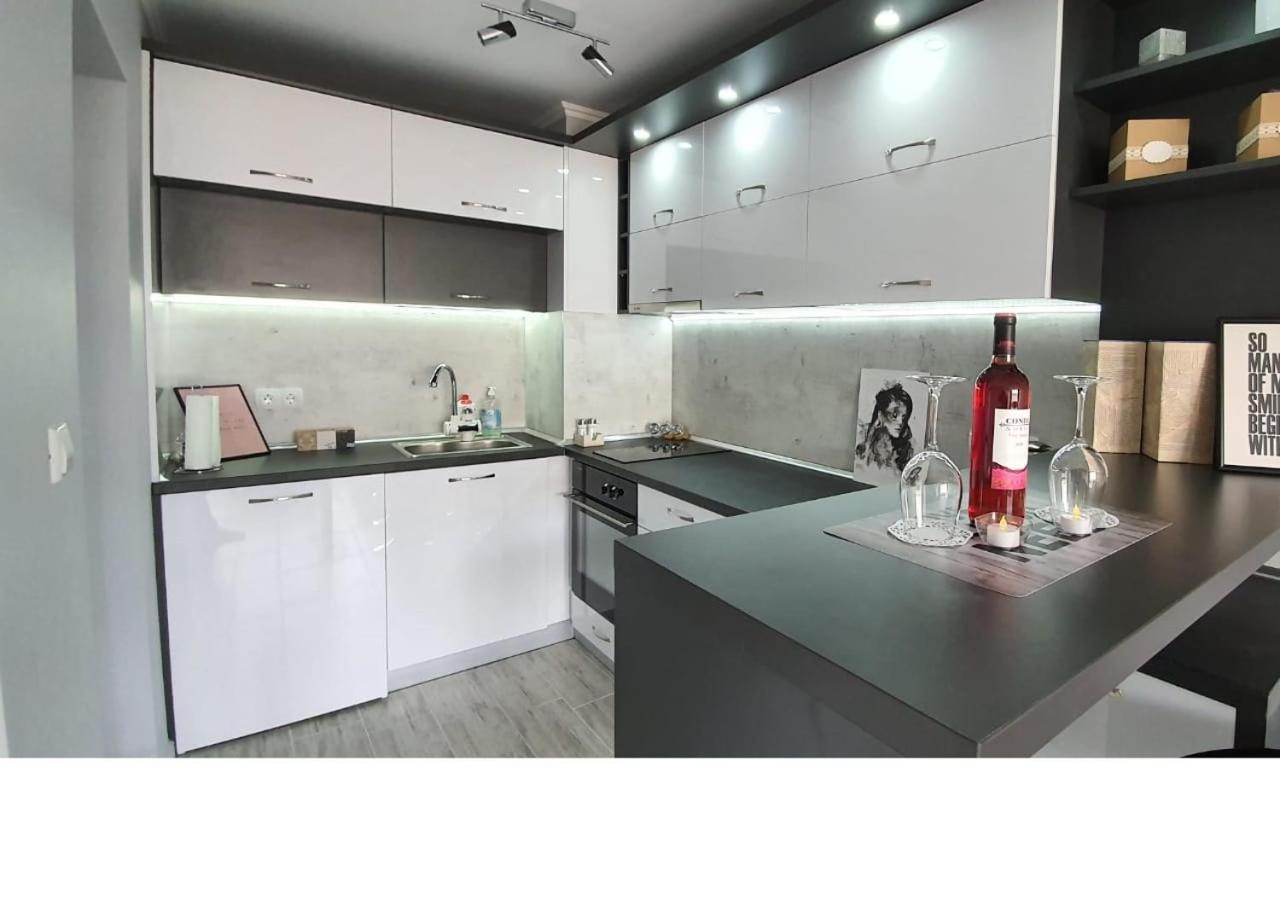 Апартаменти K&K Stylish Elegance Burgas Екстер'єр фото
