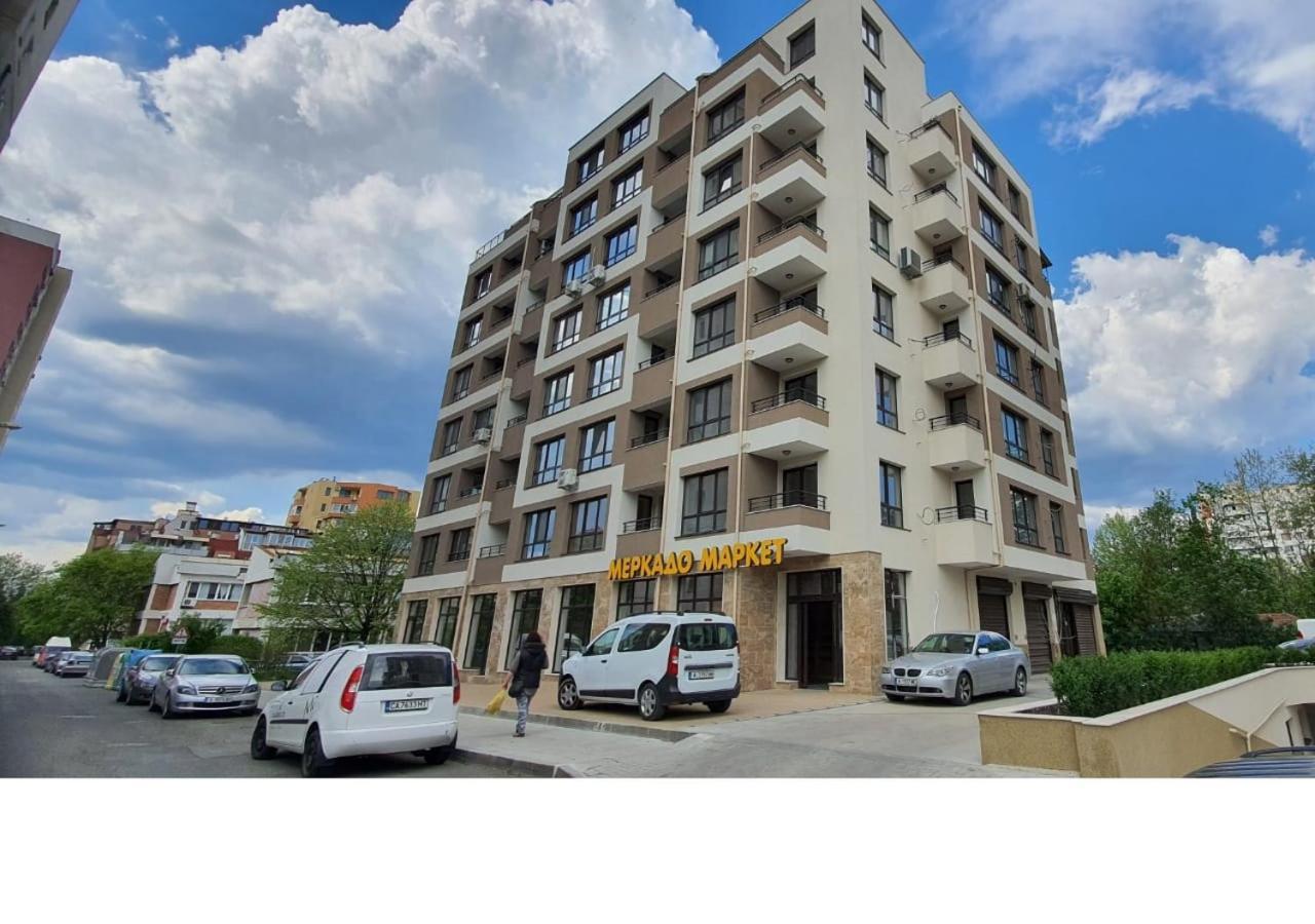 Апартаменти K&K Stylish Elegance Burgas Екстер'єр фото